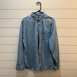 GAP Light Blue Casual Button Down Shirt